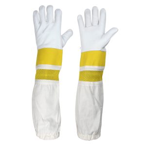 Beekeeping-Gloves-1940.jpg